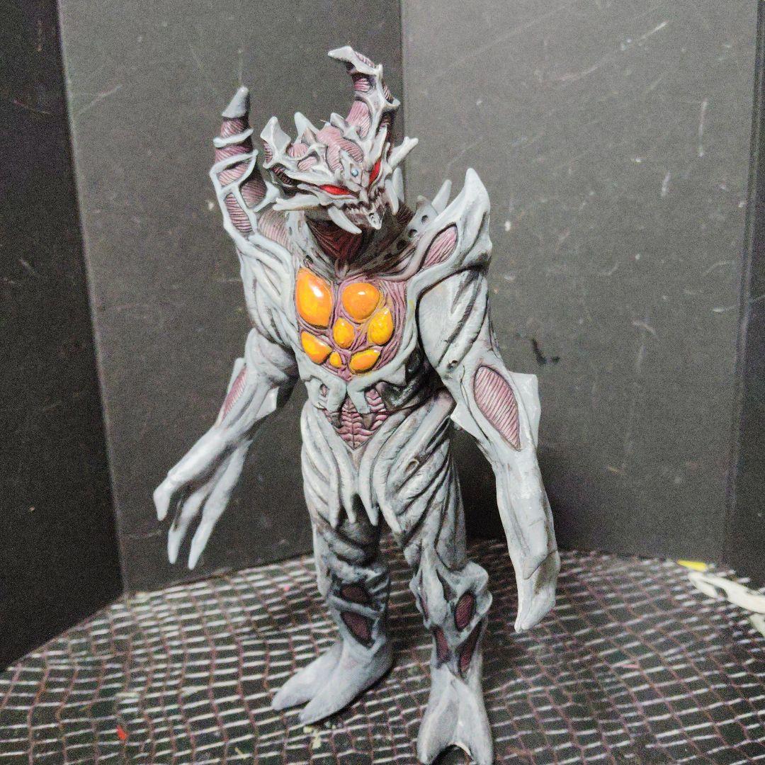 りウルトラ怪獣旧型絶版ソフビカオスダークネス.イヴリース1801.2930