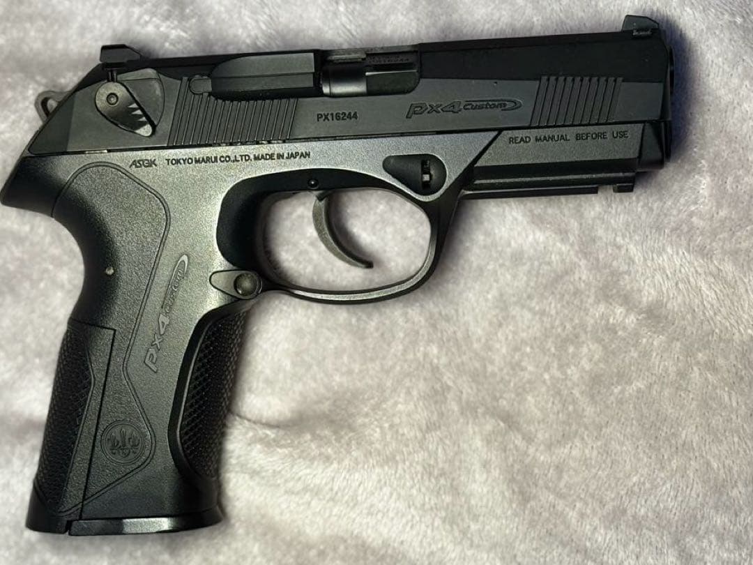 東京マルイ TOKYO MARUI Px4 ガスブローバックガン　対象18歳以上