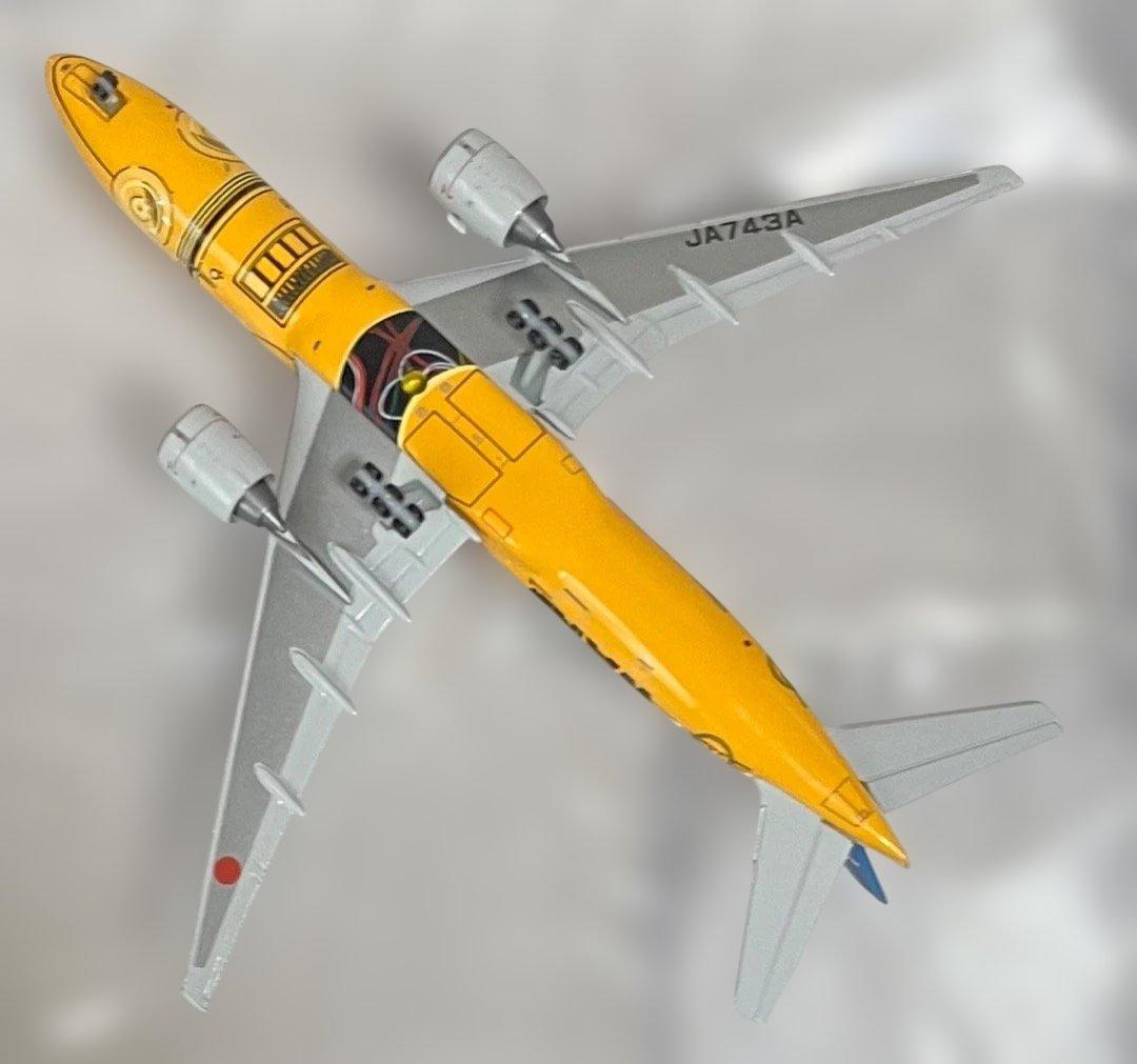 航空機・ヘリコプター ANA B777-200ER JA743A C-3PO
