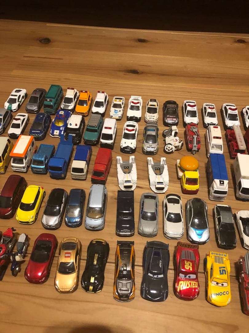 トミカ・ミニカー　約120台まとめ売り