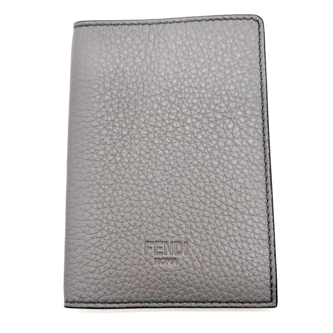 FENDI フェンディ　パスポートケース　7AS378　レザー　グレー　小物入れ