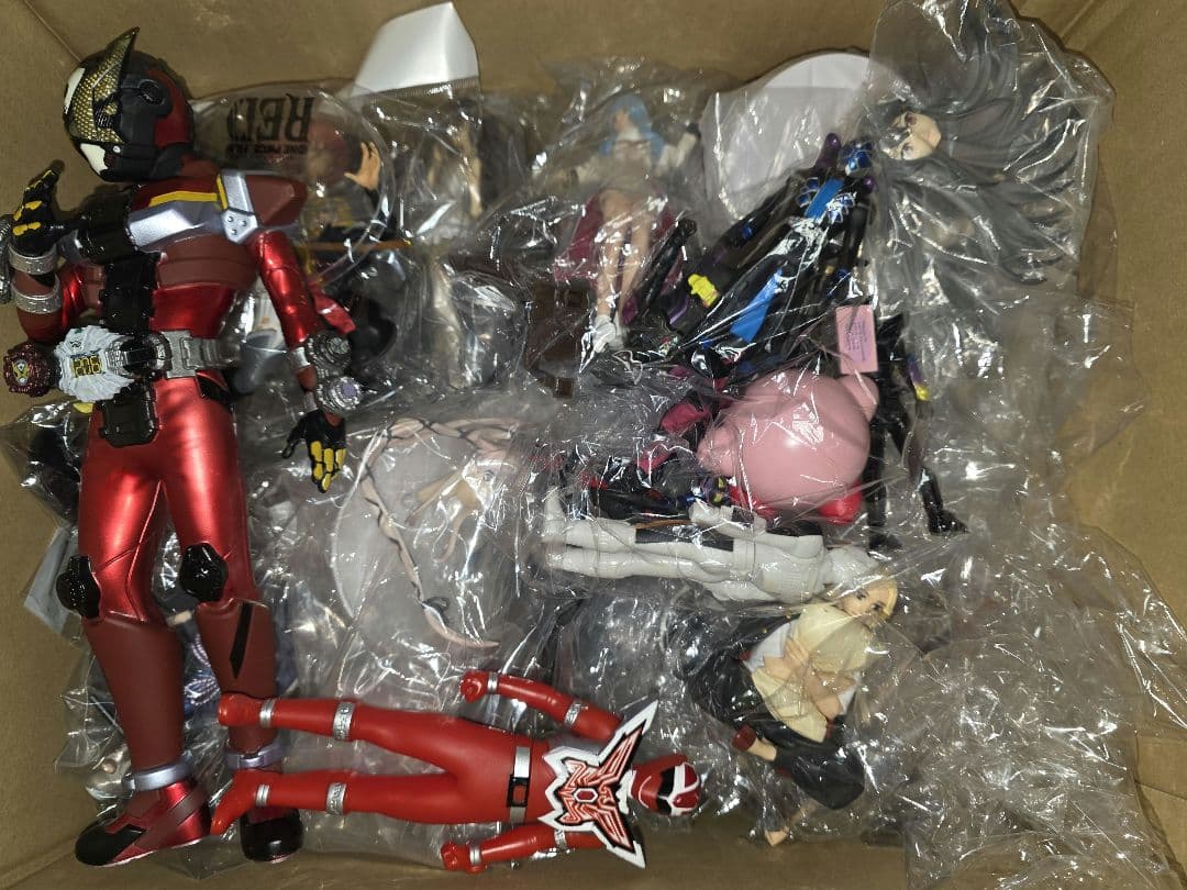 箱無し・開封済）フィギュアまとめ売り　70点