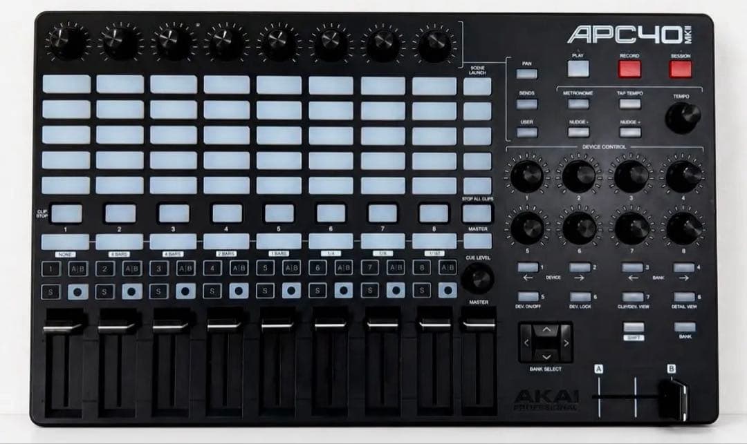 AKAI APC40 MK2 MIDIコントローラー　新品