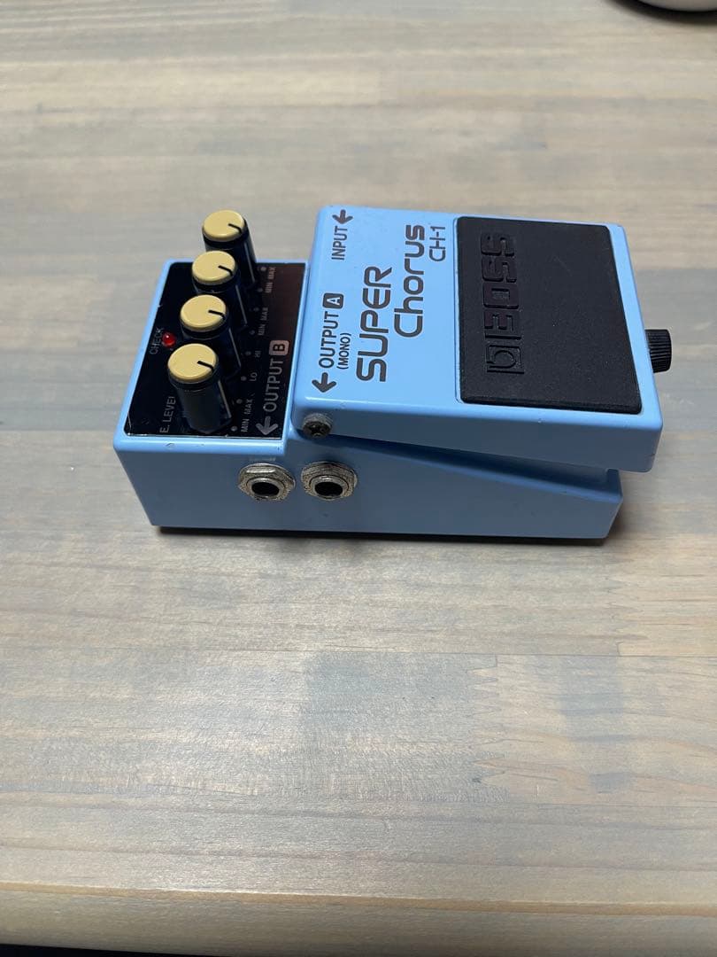 ギター BOSS SUPER Chorus CH-1