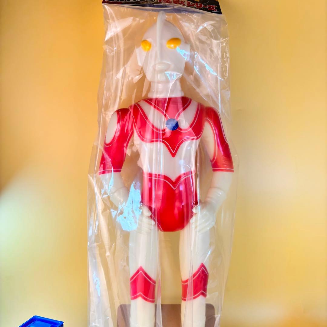 新品 ブルマァク ジャイアント 帰ってきたウルトラマン 蓄光 限定 ソフビ