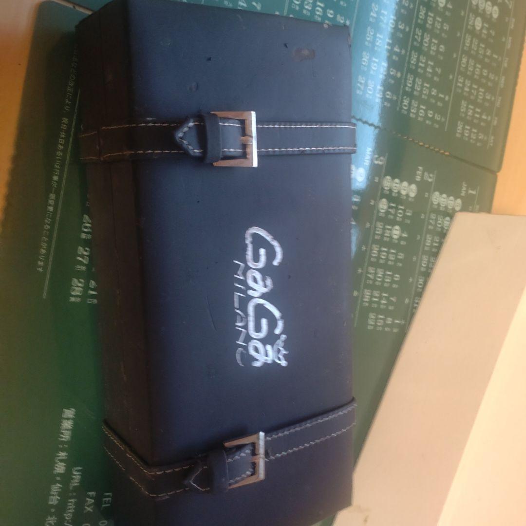 GaGaMilano ガガミラノ 手巻き時計 黒