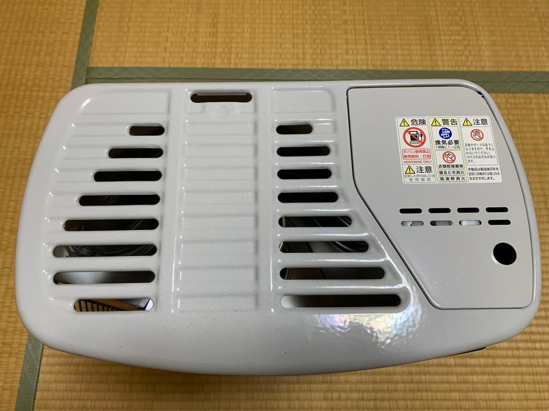 カインズ限定色CORONAコロナ2024年製・石油ストーブSX-C2424Y