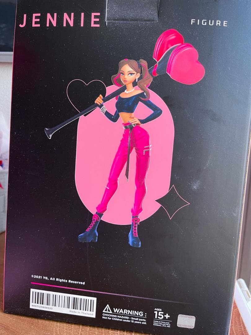 【超レア】BLACKPINK JENNIE コレクターズフィギュア 限定版