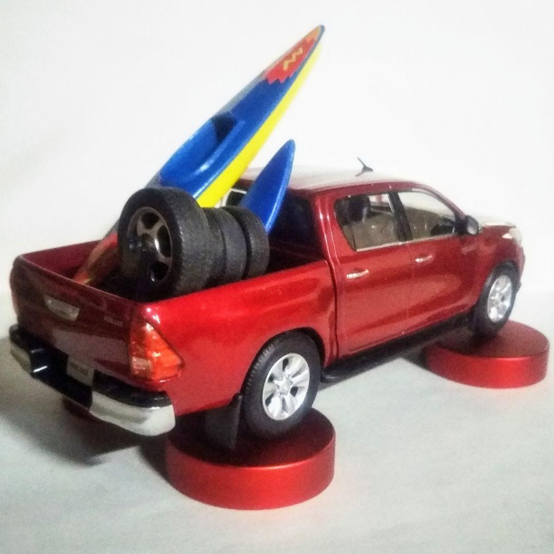 ディーラー カラーサンプルミニカー トヨタ ハイラックス ローダウン 1/30