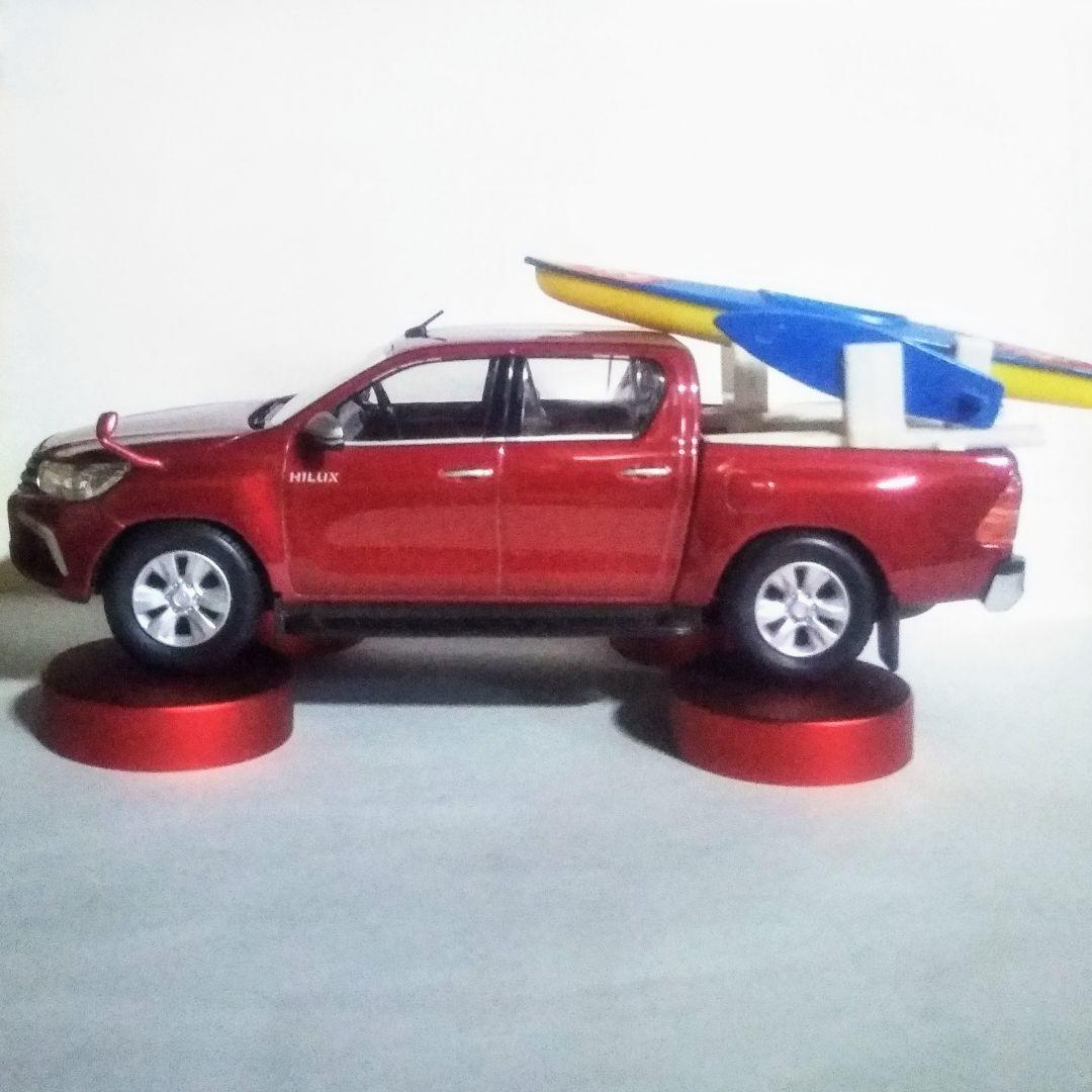 ディーラー カラーサンプルミニカー トヨタ ハイラックス ローダウン 1/30