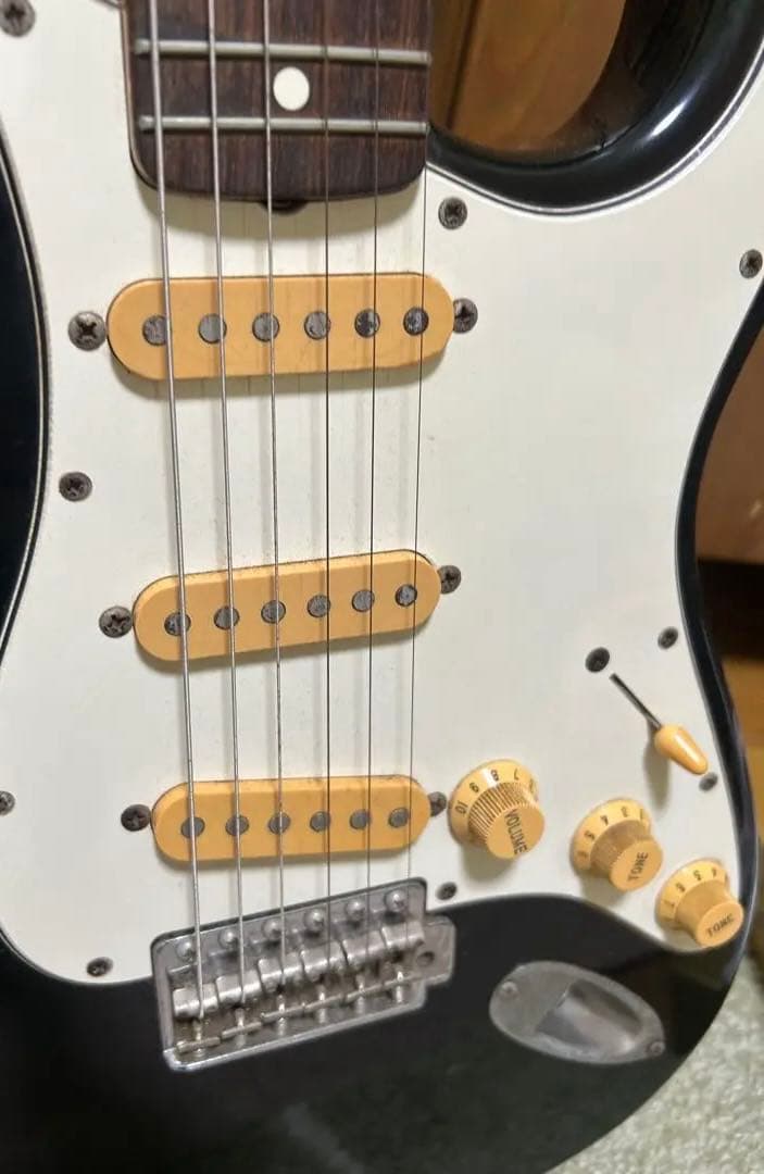 白狐さま専用　Squier エレキギター ジャンク