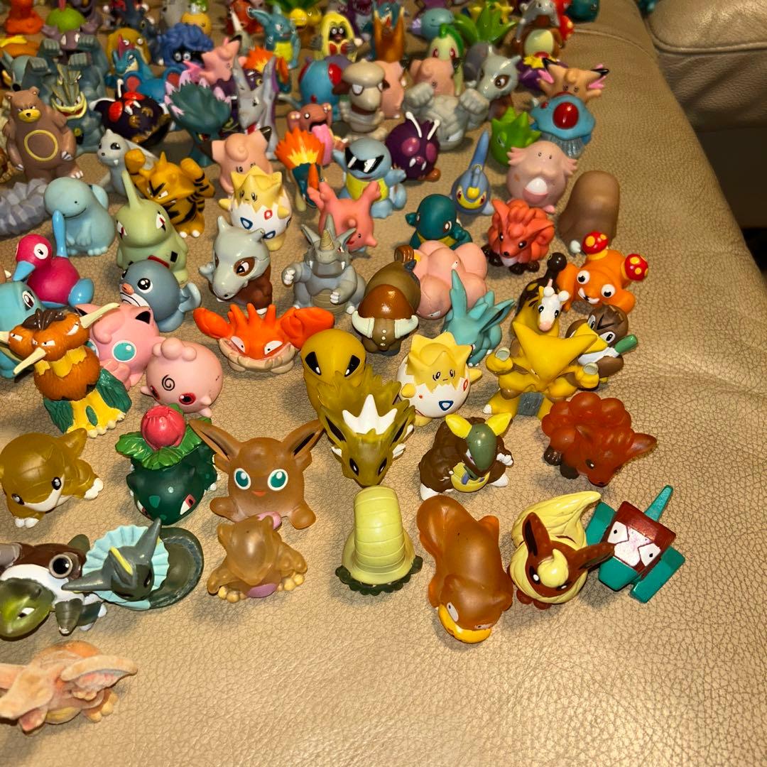 ポケモンキッズ 指人形 初期任天堂刻印含む400体以上まとめ売り