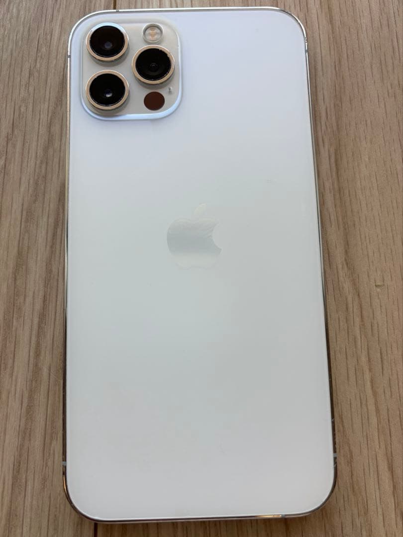 iPhone12 Proシルバー　128GB SIMフリー