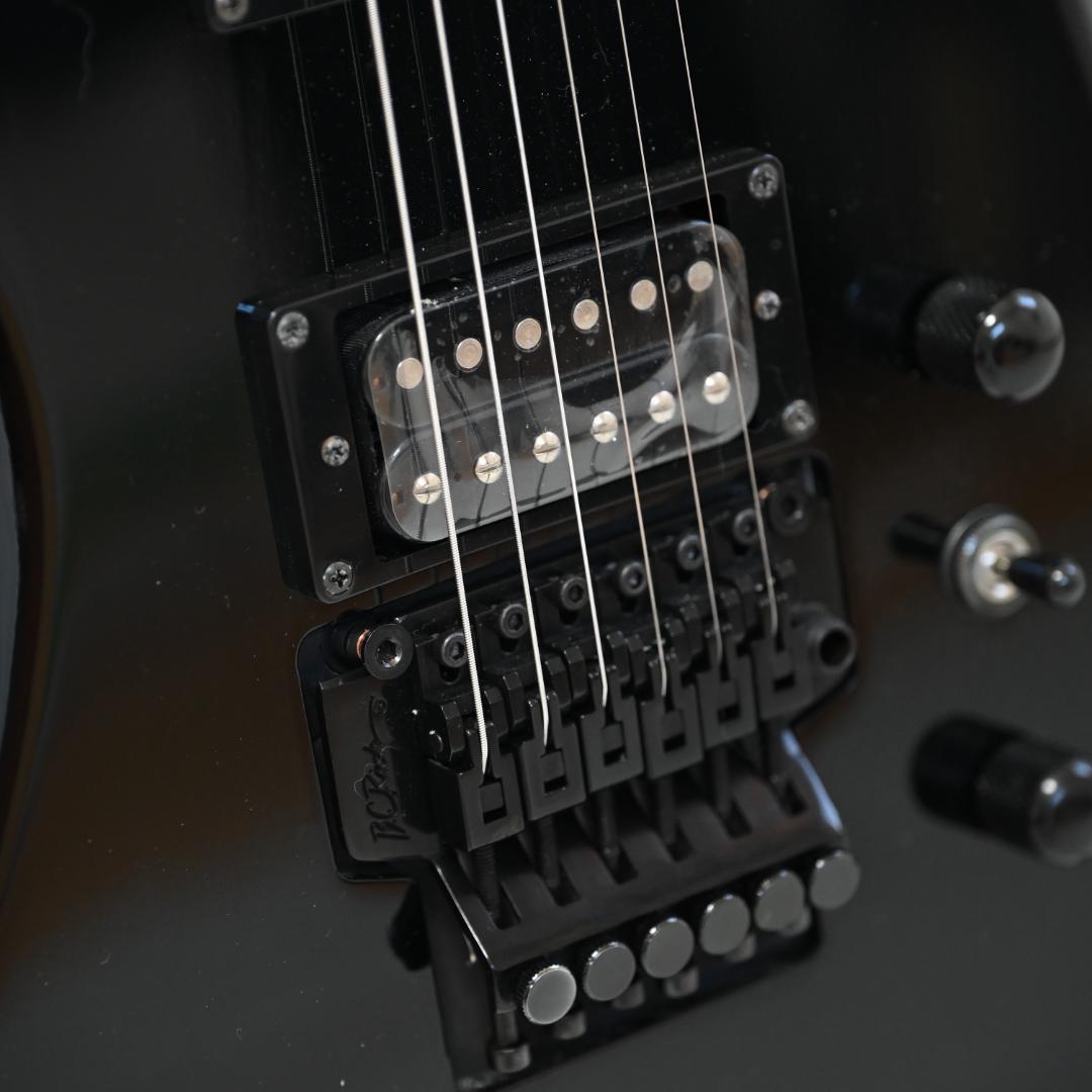 B.C.Rich MK3 ブラック エレキギター 新品 未使用 G016