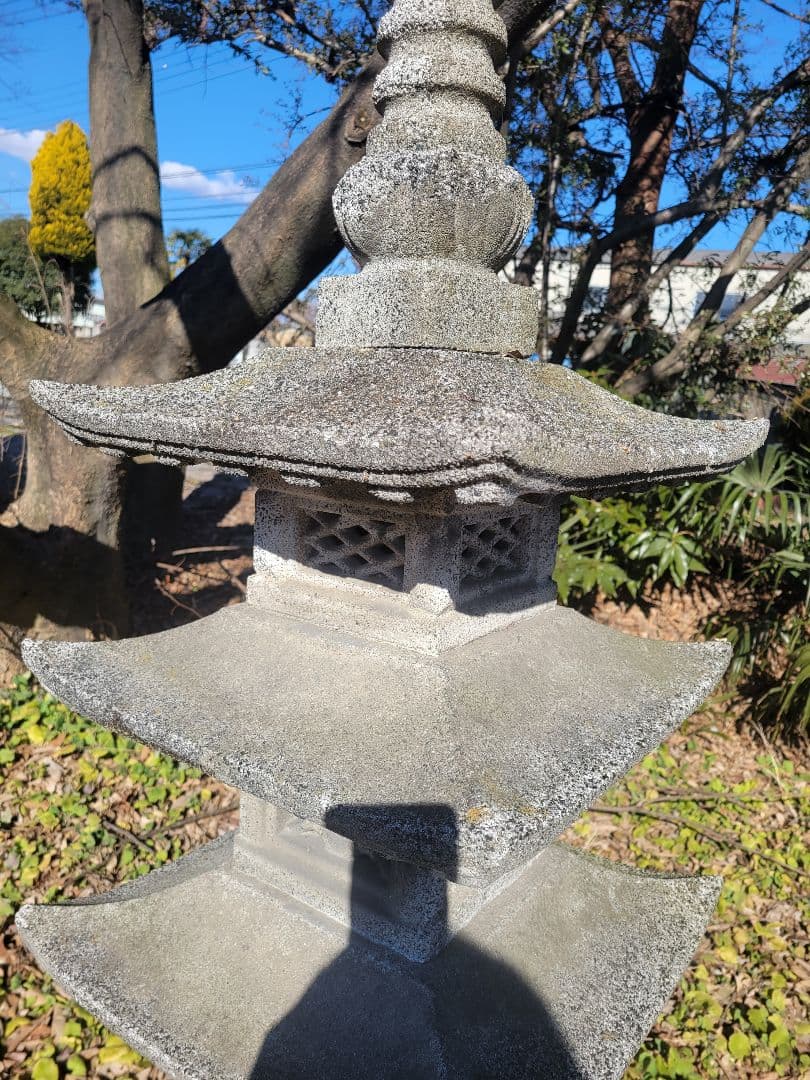五重の塔　庭石 ☆