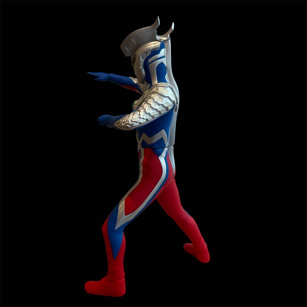 ウルトラマンゼロ アクションポーズフィギュア ウルトラマン 30cm程度 円谷