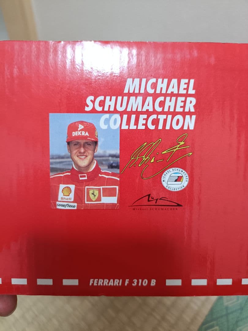 F1　Ferrari F310 B 1/18 ミハエル・シューマッハ