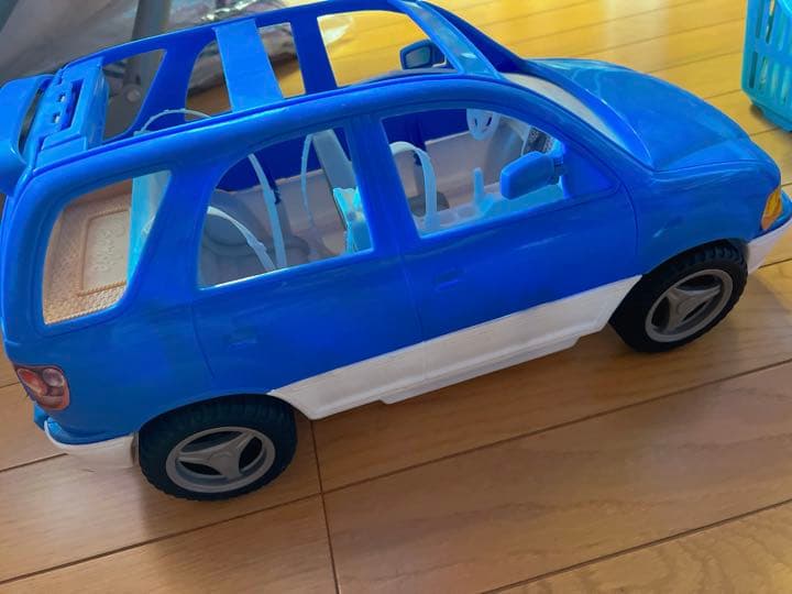 バービー 車