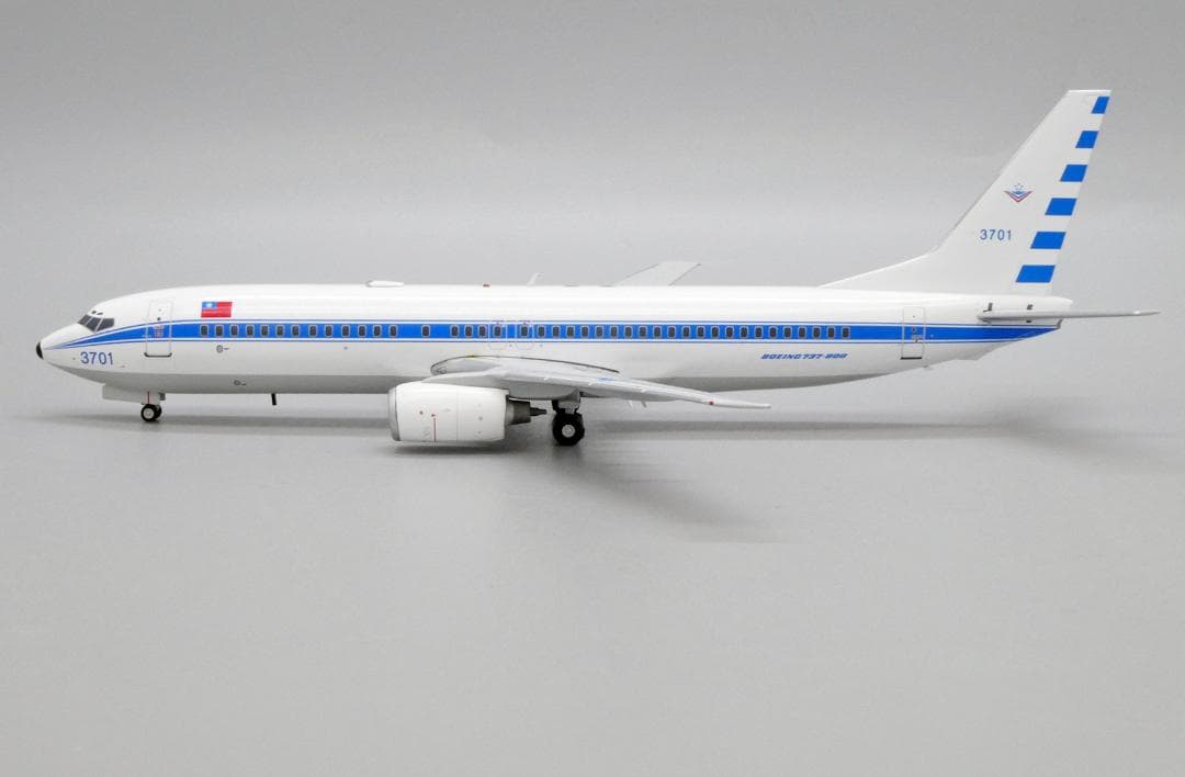 台湾空軍 737-800 3701 1/200