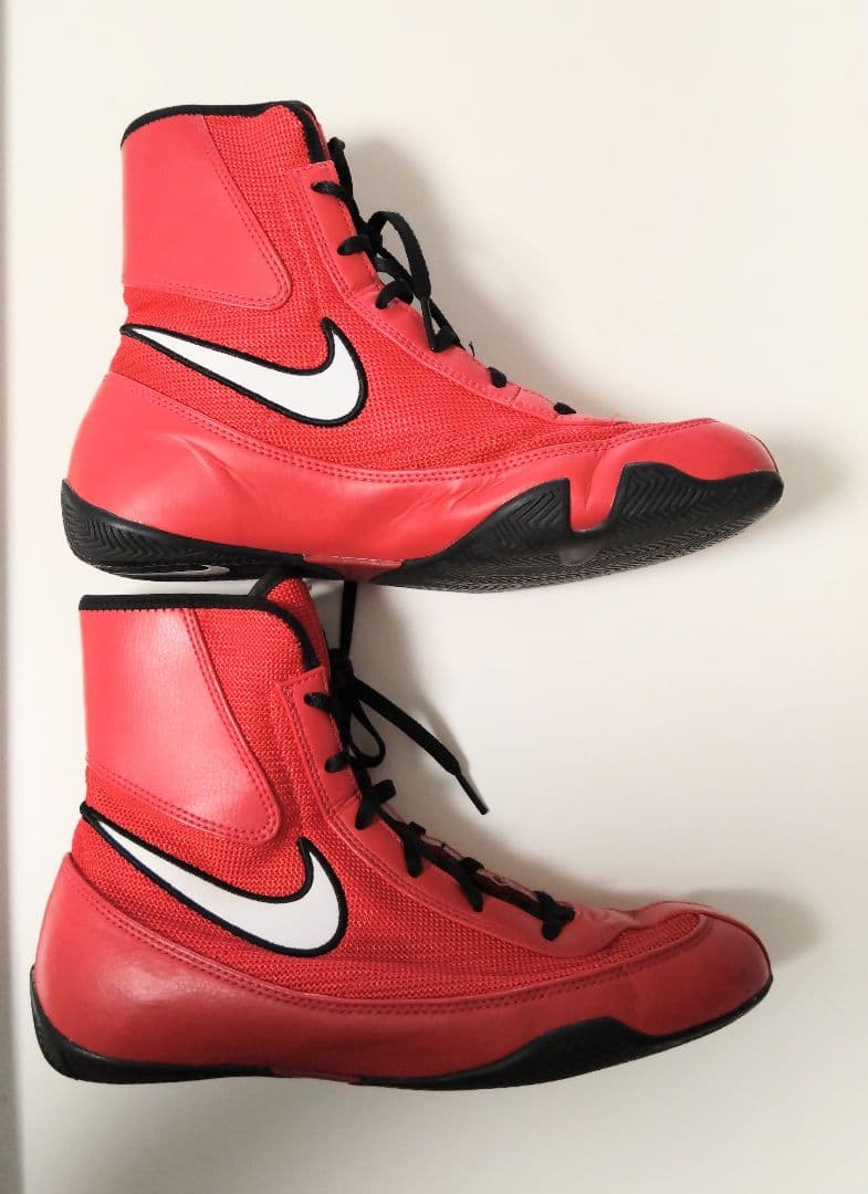 ビ*オ様 Nike ボクシングシューズ レッド 　マチョマイ2