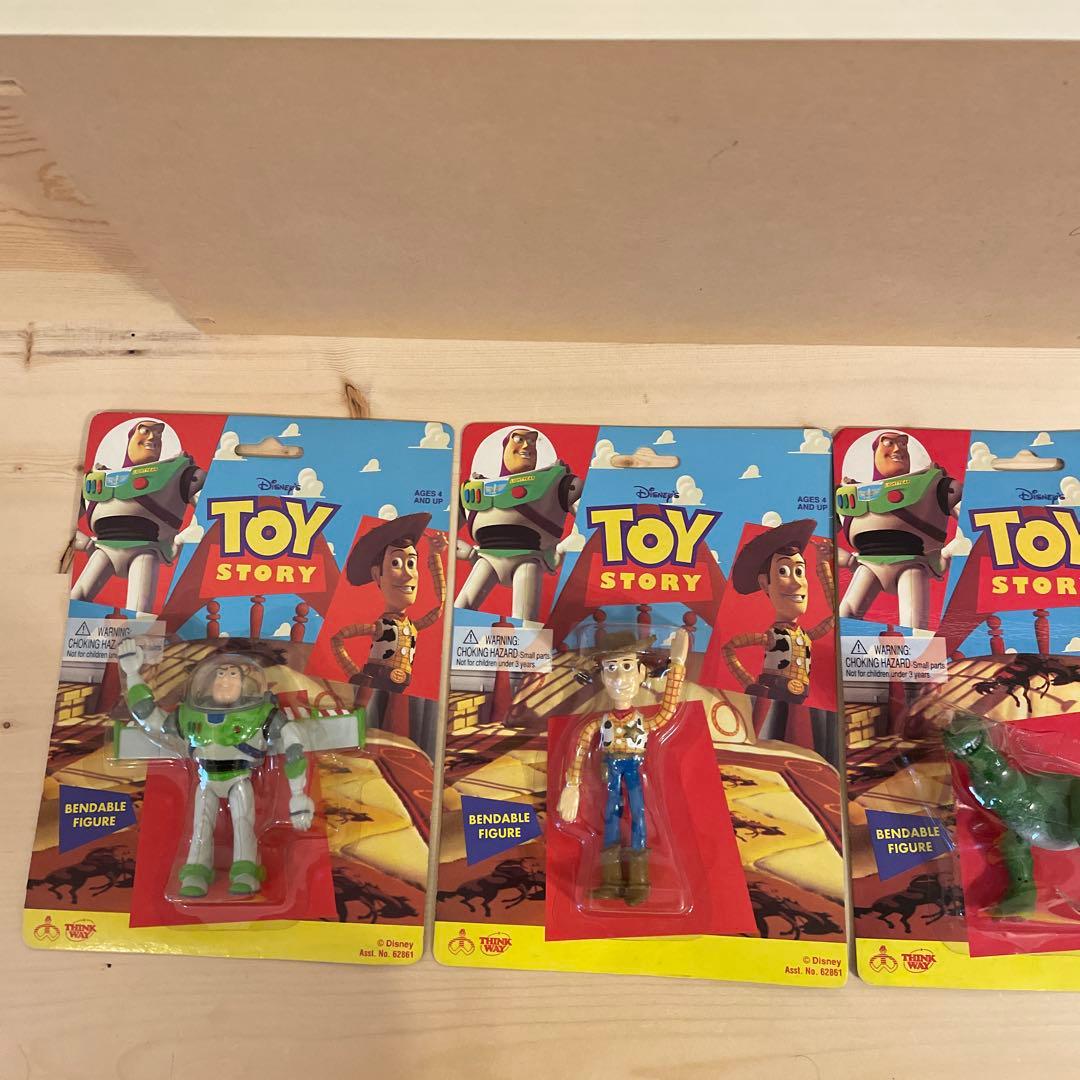 ディズニー　トイストーリー　フィギュア　3体セット