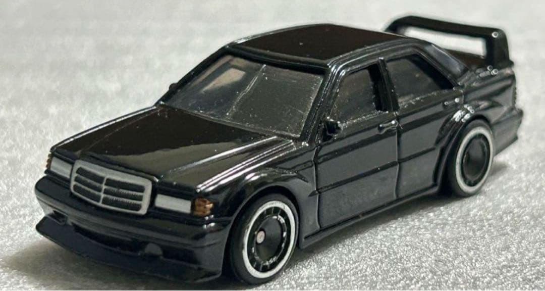 ホットウィール メルセデス ベンツ 190E 2台セット