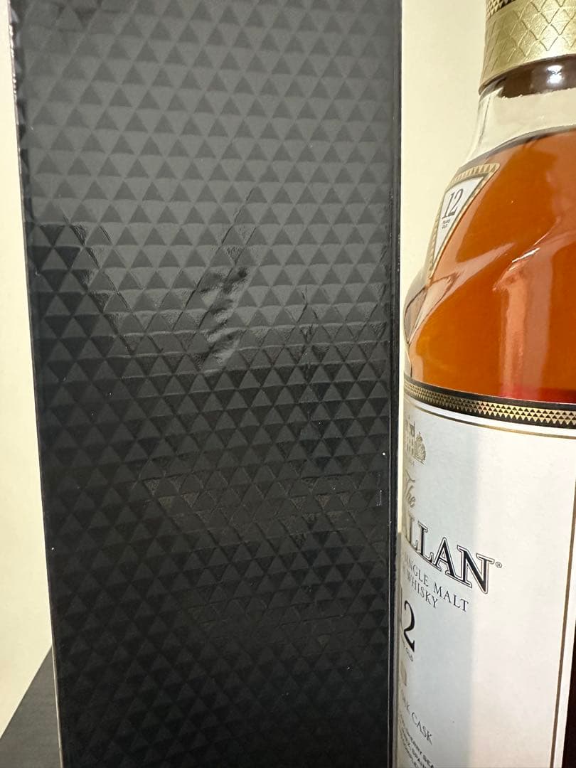 マッカラン12年シェリー 700ml 箱少し凹み