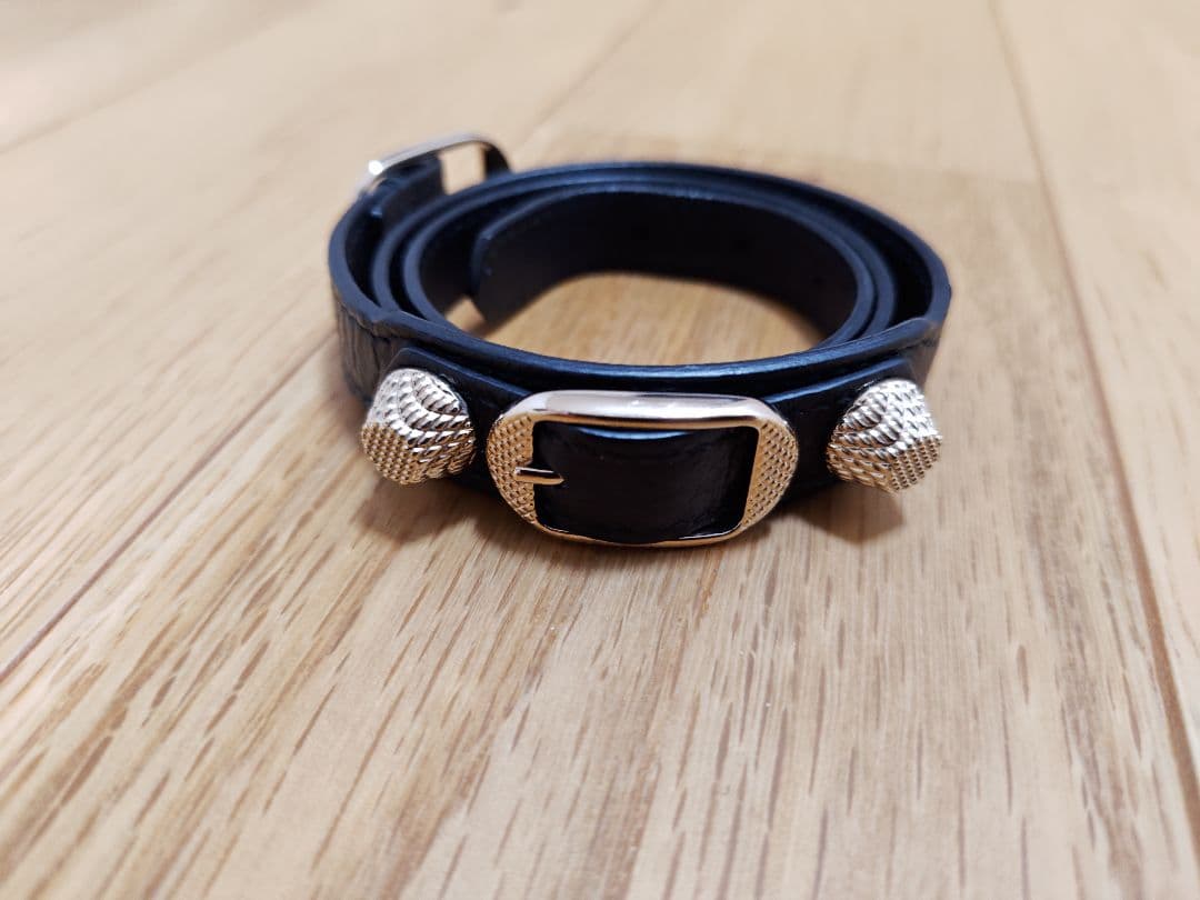 BALENCIAGA ブラックレザー ジャイアントブレスレット