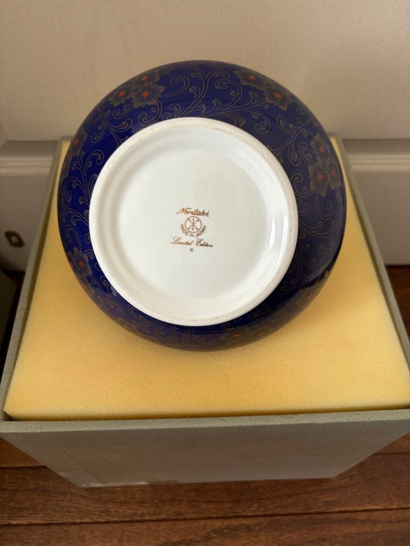 Noritake 美術品　花瓶　瑠璃金彩葡萄盛　52922 希少品　共箱付　美品