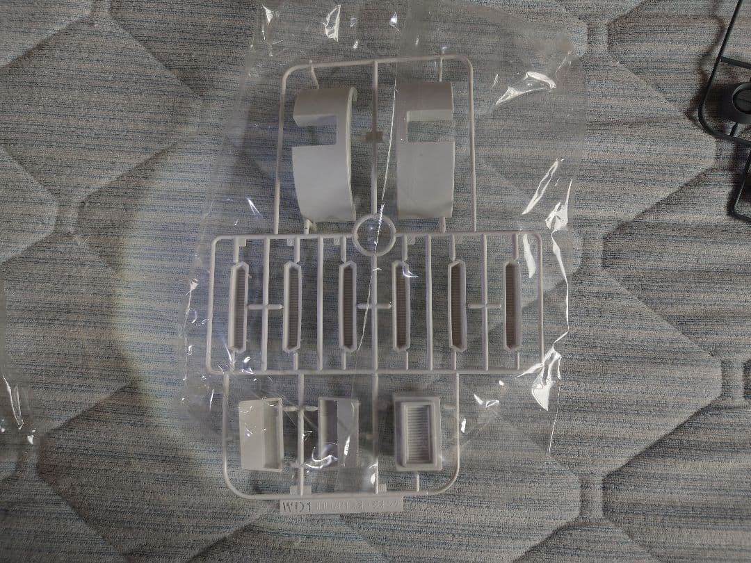 超大幅値下げ済！HGUC1/144 NZ-999 ネオ・ジオング　一部組み立て済