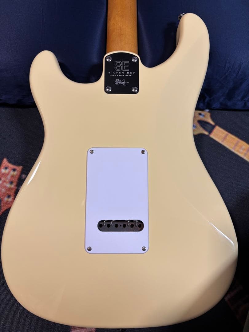 PRS SE Silver Sky イエロー