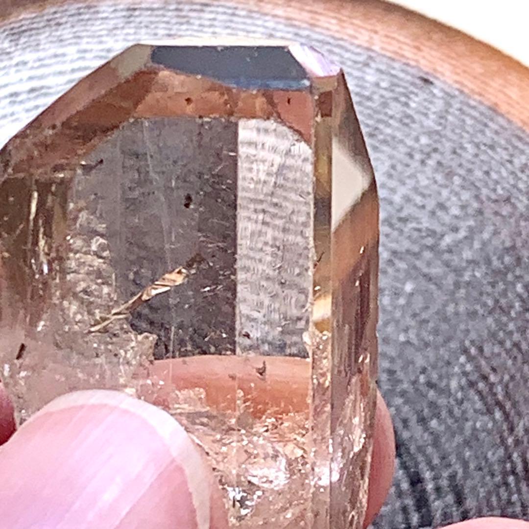 美し過ぎるピーチカラートパーズ原石161ct/非加熱/鉱物標本