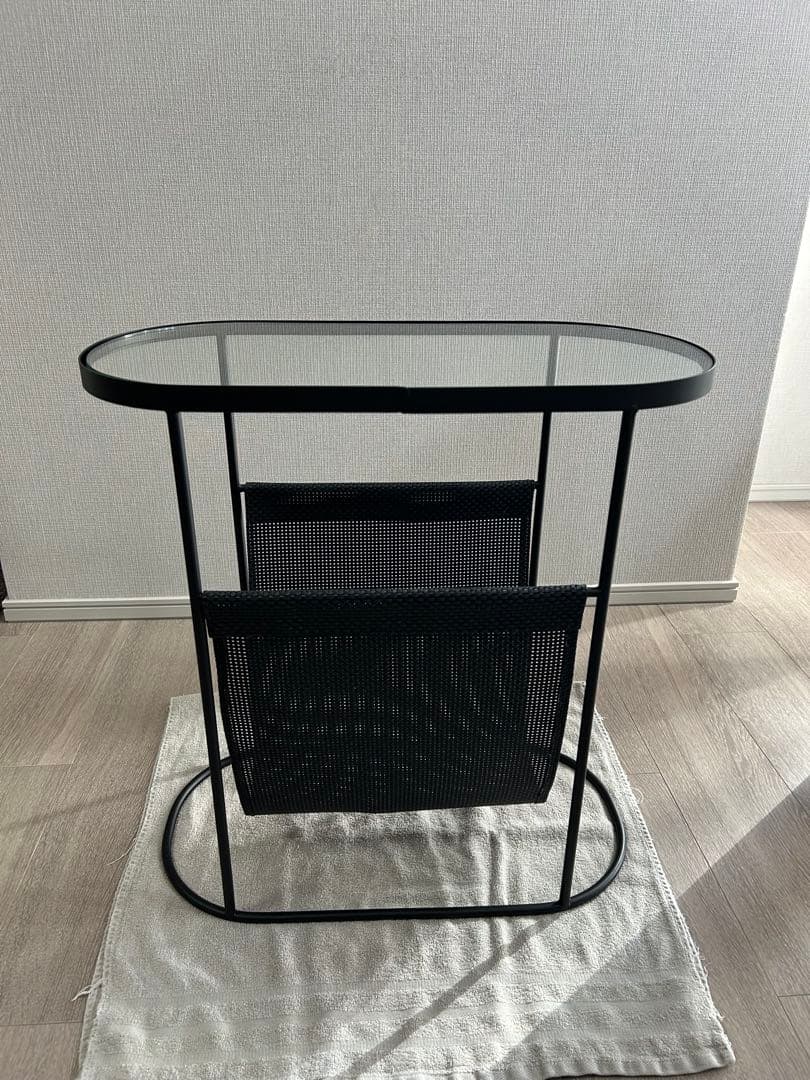 KARE メッシュジャーナルサイドテーブル