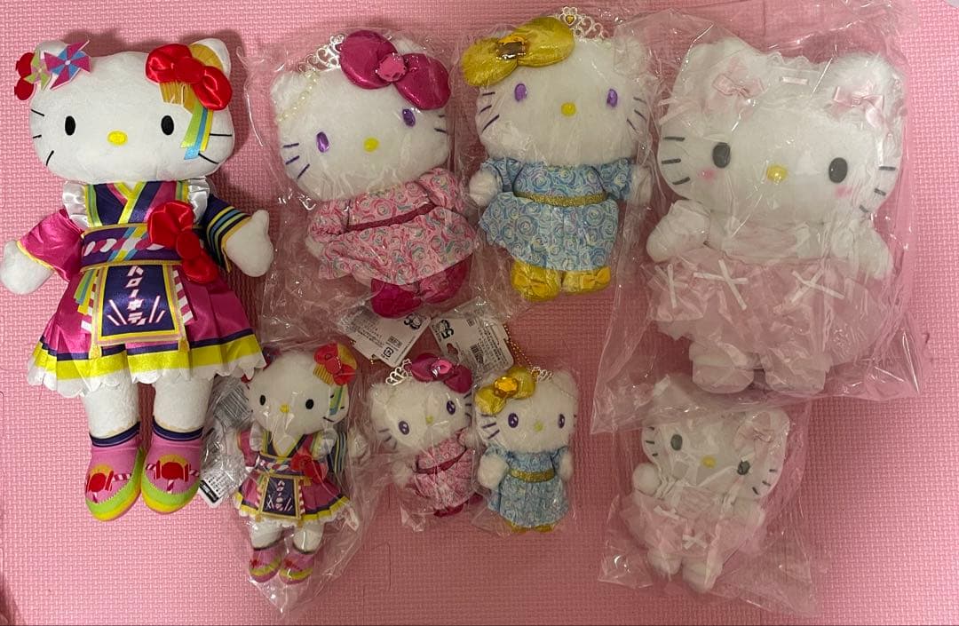 サンリオハローキティぬいぐるみマスコットまとめ売りおまけ付け