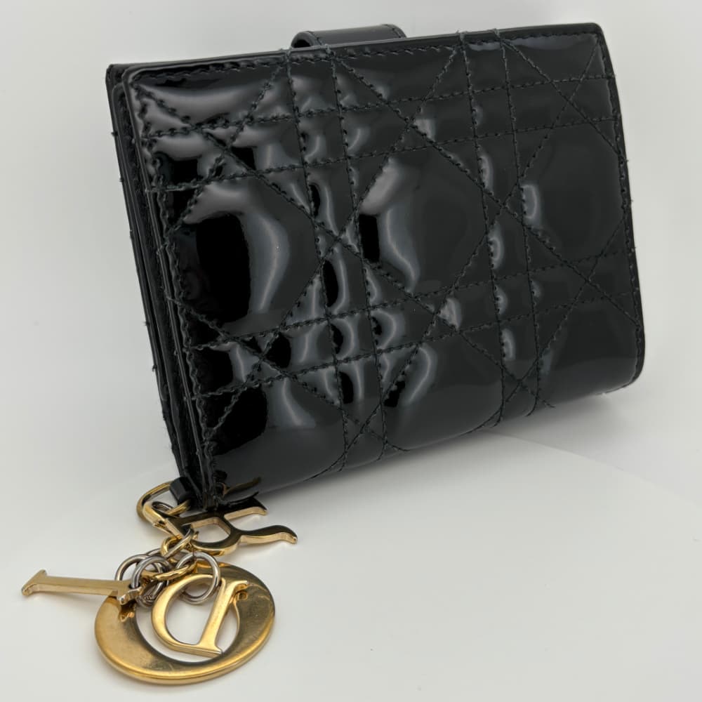 美品 Diorカナージュ 二つ折り財布 レディディオール ブラック エナメル 黒
