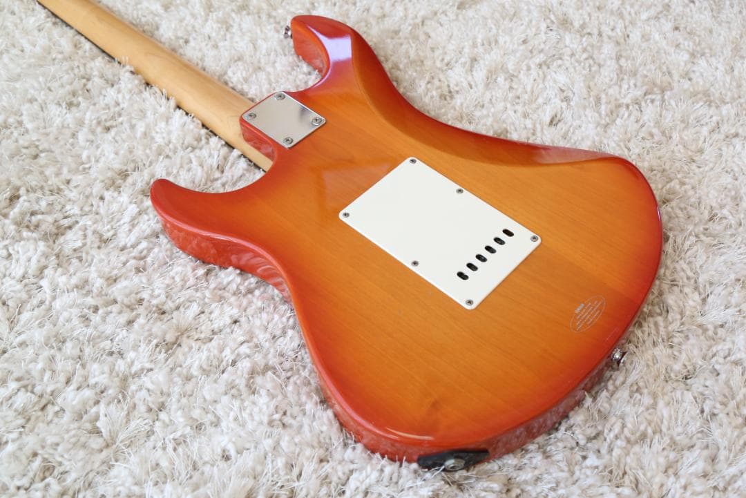 YAMAHA YGS112T Honey Sunburst 訳アリ　SSH