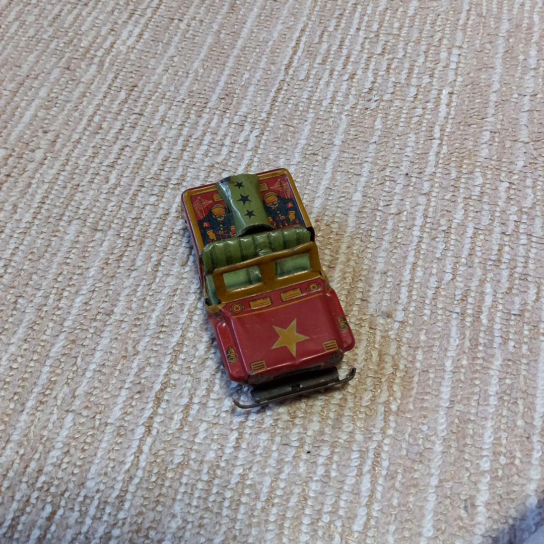 ブリキのミリタリー　当時物　ジ一プ　米軍　アンティーク　レトロ