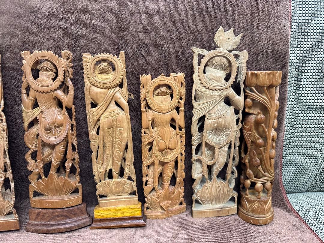 インド　白檀　弁財天　仏教美術　仏像 骨董 木像　木製　仏教　密教　置物