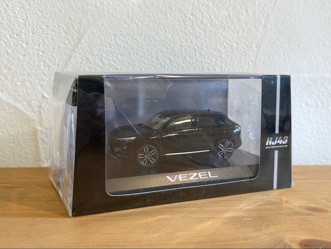 ホンダ ヴェゼル 1/43 クリスタルブラック ミニカー HJ431002BK