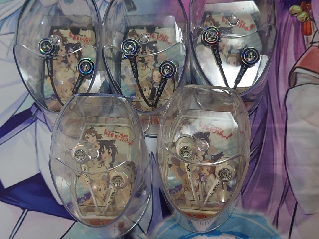 未使用　けいおん　イヤホン　4種類5個セット