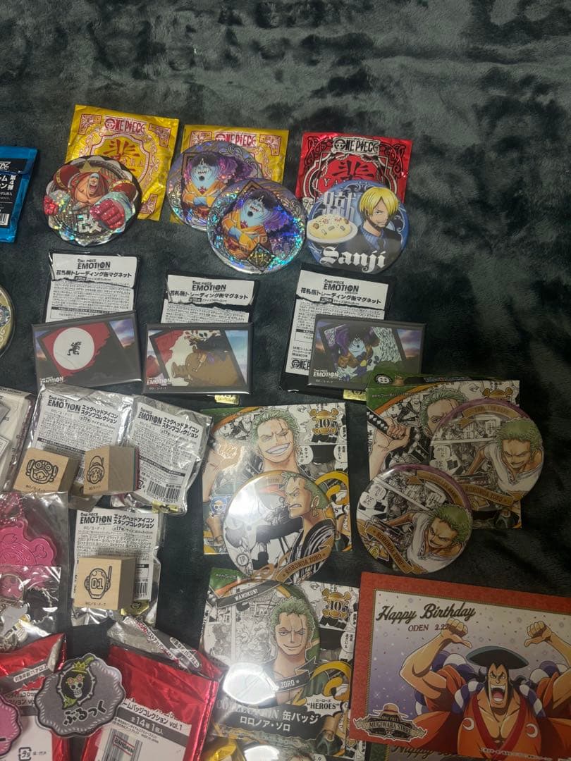 ONE PIECE 公式グッズまとめ売り