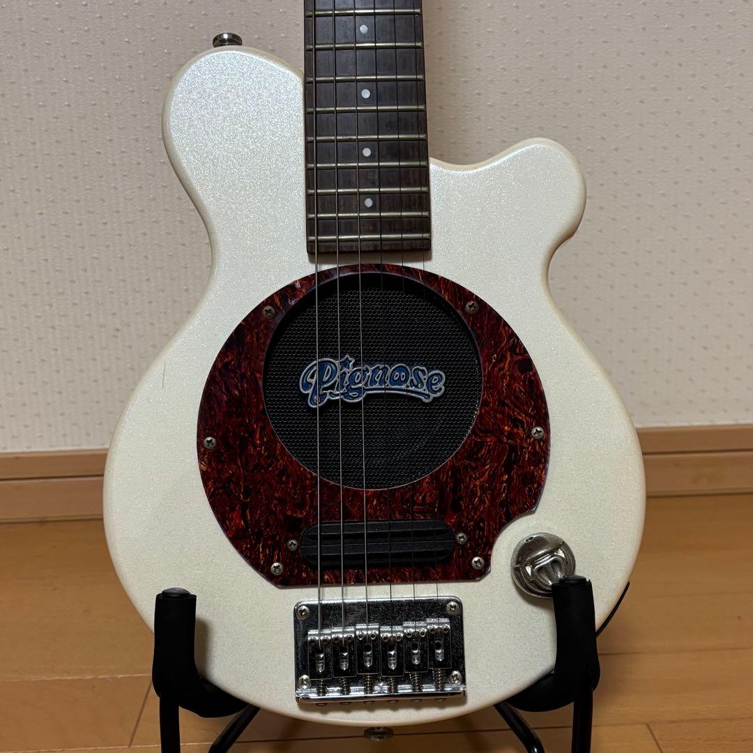 ピグノーズ アンプ内蔵型エレキギター Pignose ホワイト