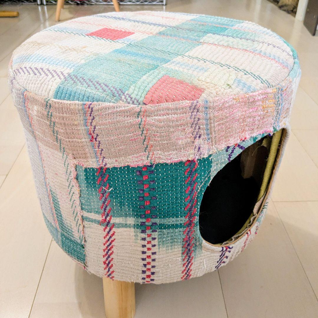 ヴィンテージラリーキルトのペットハウス　スツール　ラウンド　刺し子　刺繍　椅子