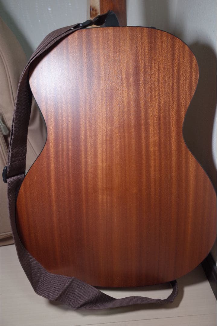 Taylor 114e アコースティックギター ギターケース付き 保証書あり