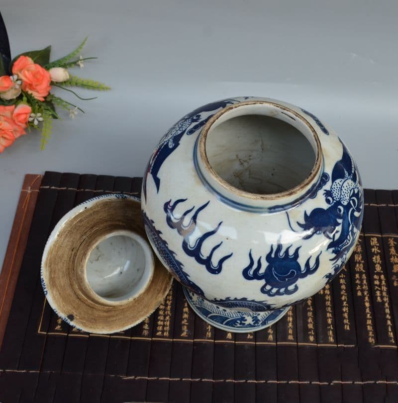 青花  竜戯珠 将軍缶  景徳鎮 陶磁器 装飾品 現代工芸品 美術品 置物