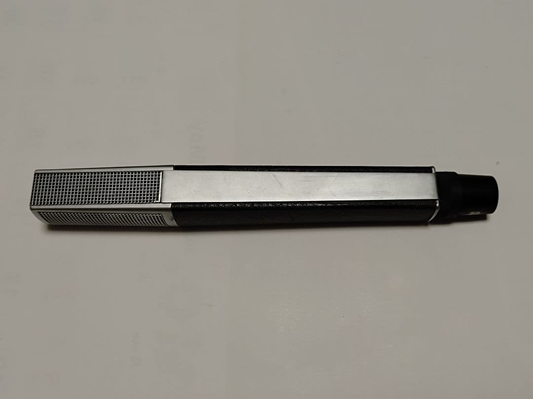 Sennheiser　MD441-U ダイナミックマイク マイクホルダー付き