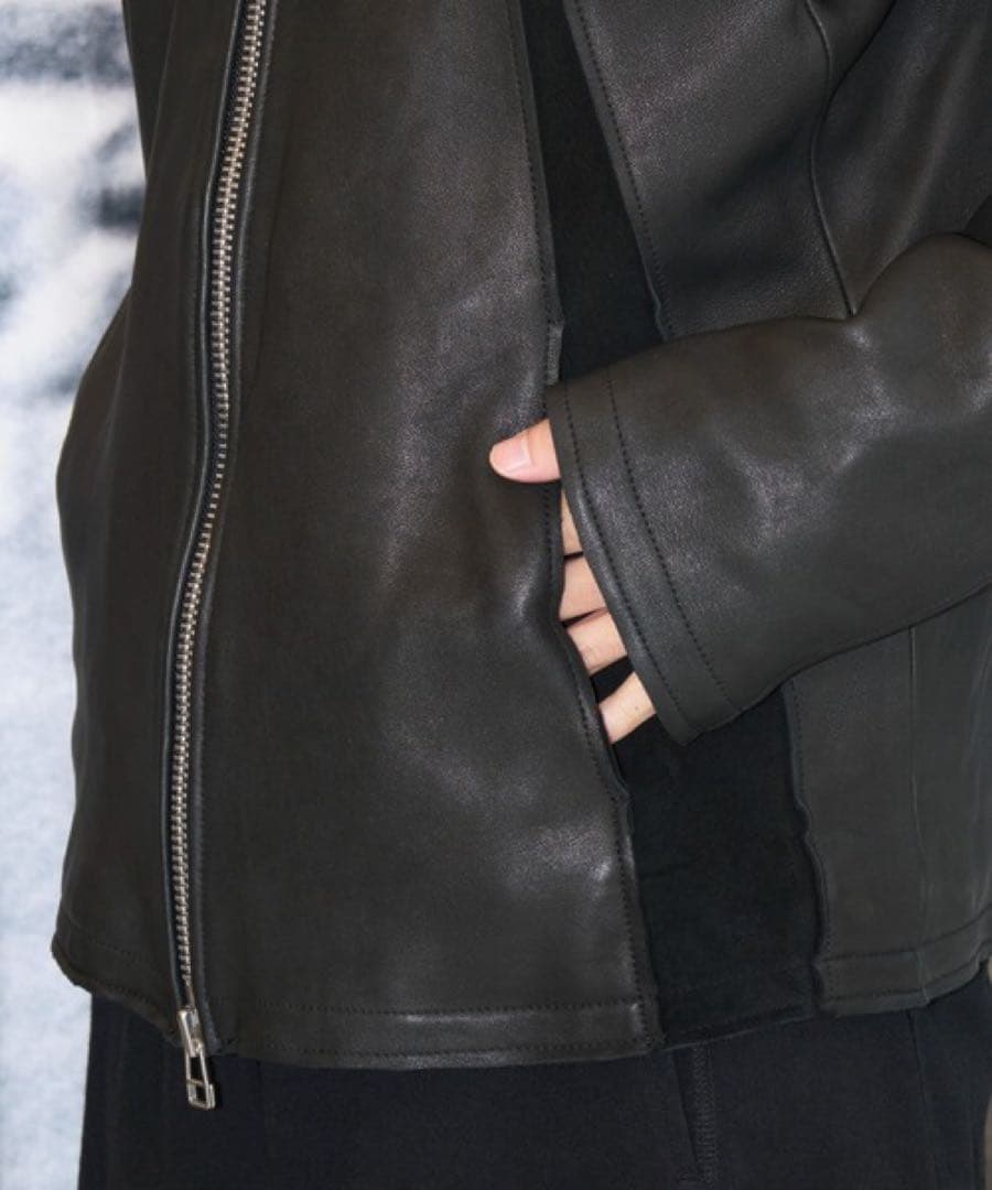 【NVRFRGT】Leather Paneled Zip Up Jacket新品