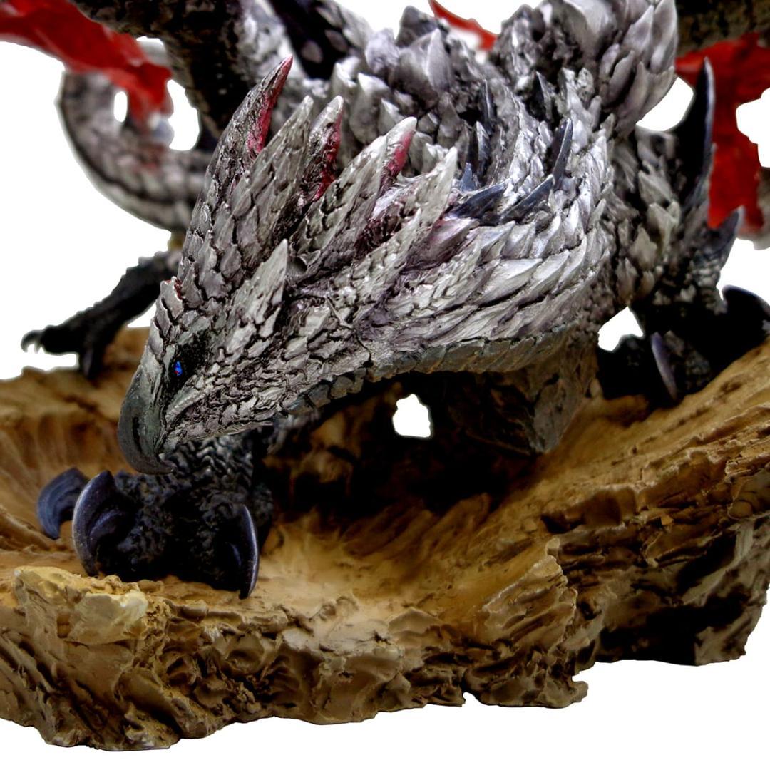 新品　カプコン クリエイターズモデル モンスターハンター天彗龍 バルファルク