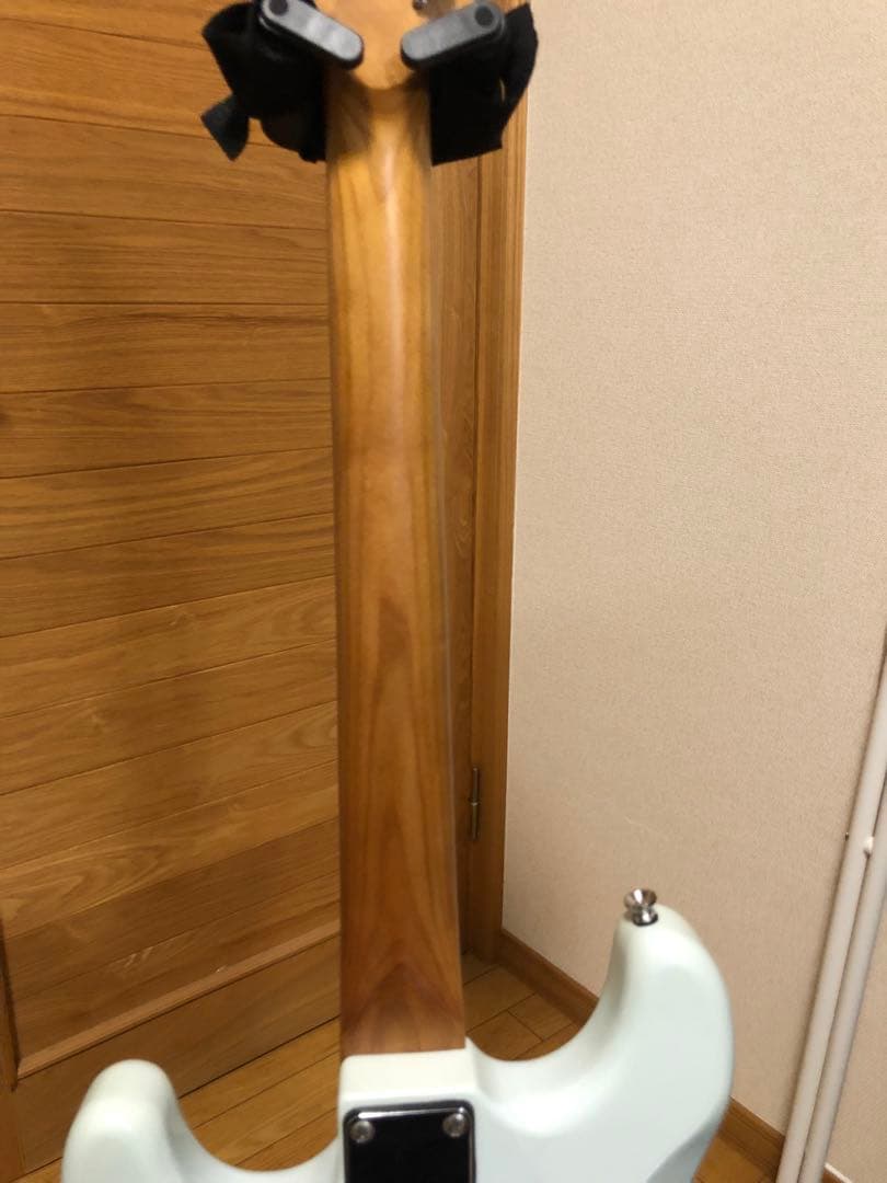 Eris.エレキギター ストラトキャスタータイプ