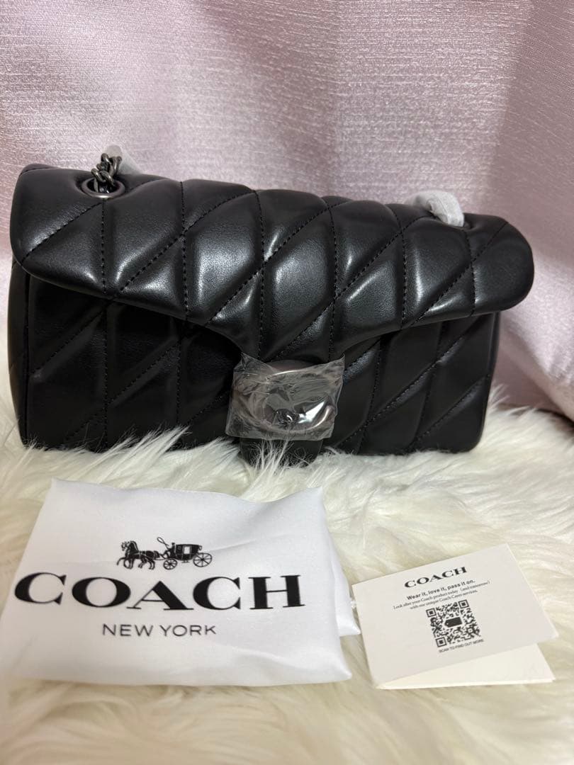 COACH ブラック ショルダーバッグ キルティング26cm